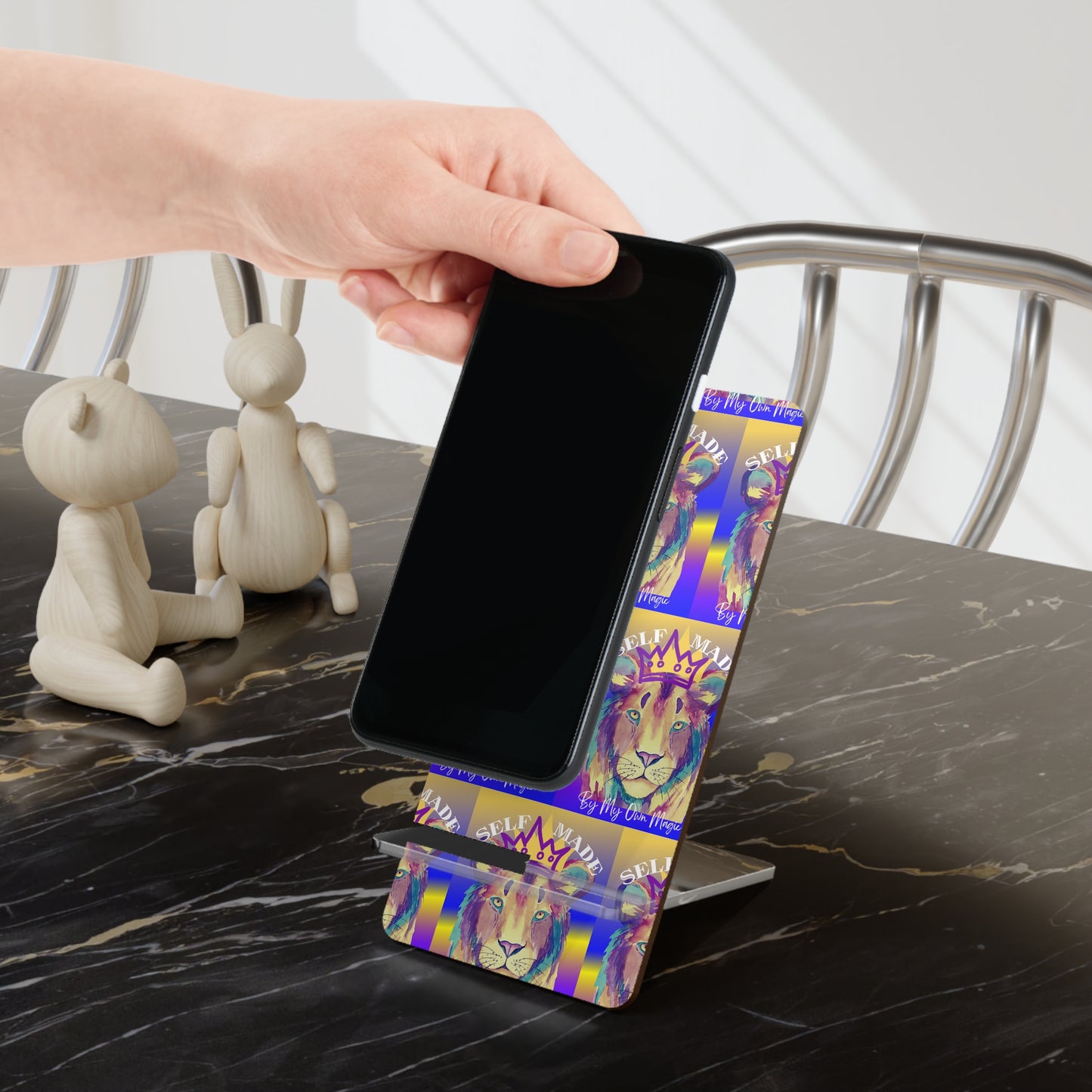 The Emblem Artwork: Mobile Display Stand for Smartphones in Glossy Finish